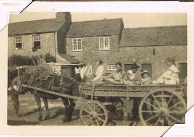 Higher Farm country transport with the Sawtells 1921