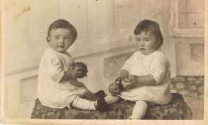 Alice and her twin brother Ernest Stone, before arthritis struck.